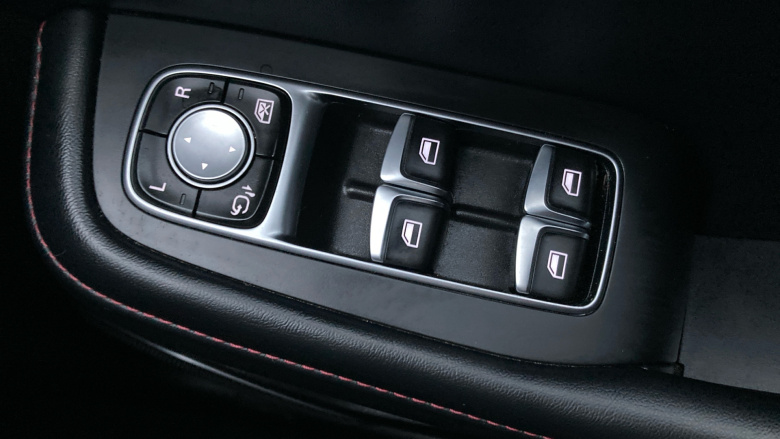 MG Hs 1.5 T-GDI Excite 5dr Petrol Hatchback